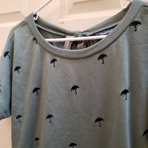 ☂️ Found Downtime Short Sleeve Sweatshirt - Picture 3 of 6